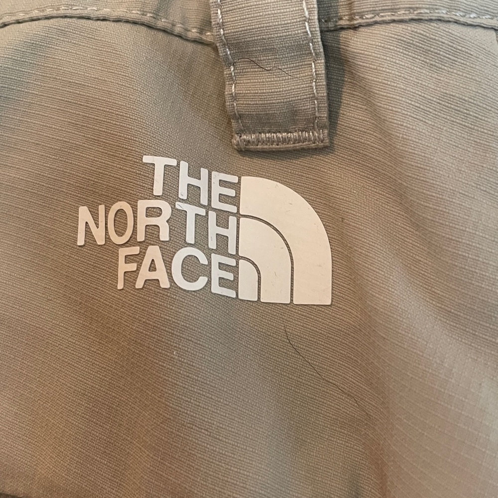 The North Face Size 33 Tan Convertible Travel Chinos - Picture 12 of 15
